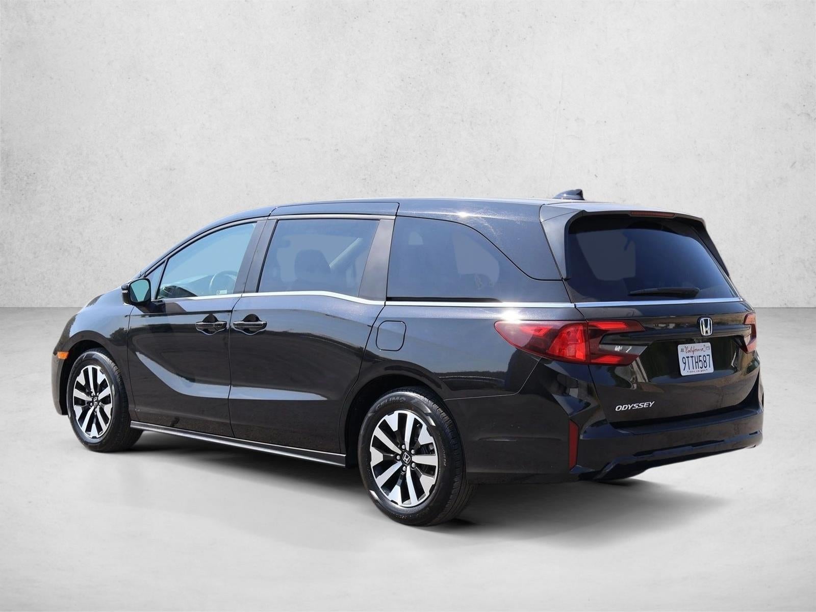 2025 Honda Odyssey EX-L Auto
