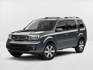 2012 Honda Pilot 4WD Touring with DVD Rear Entertainment System and Navigation