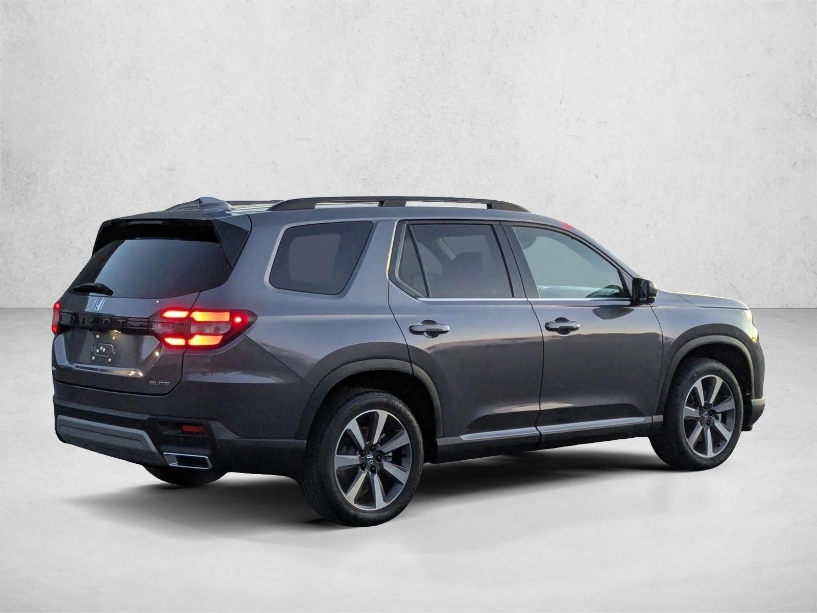 2025 Honda Pilot Elite AWD