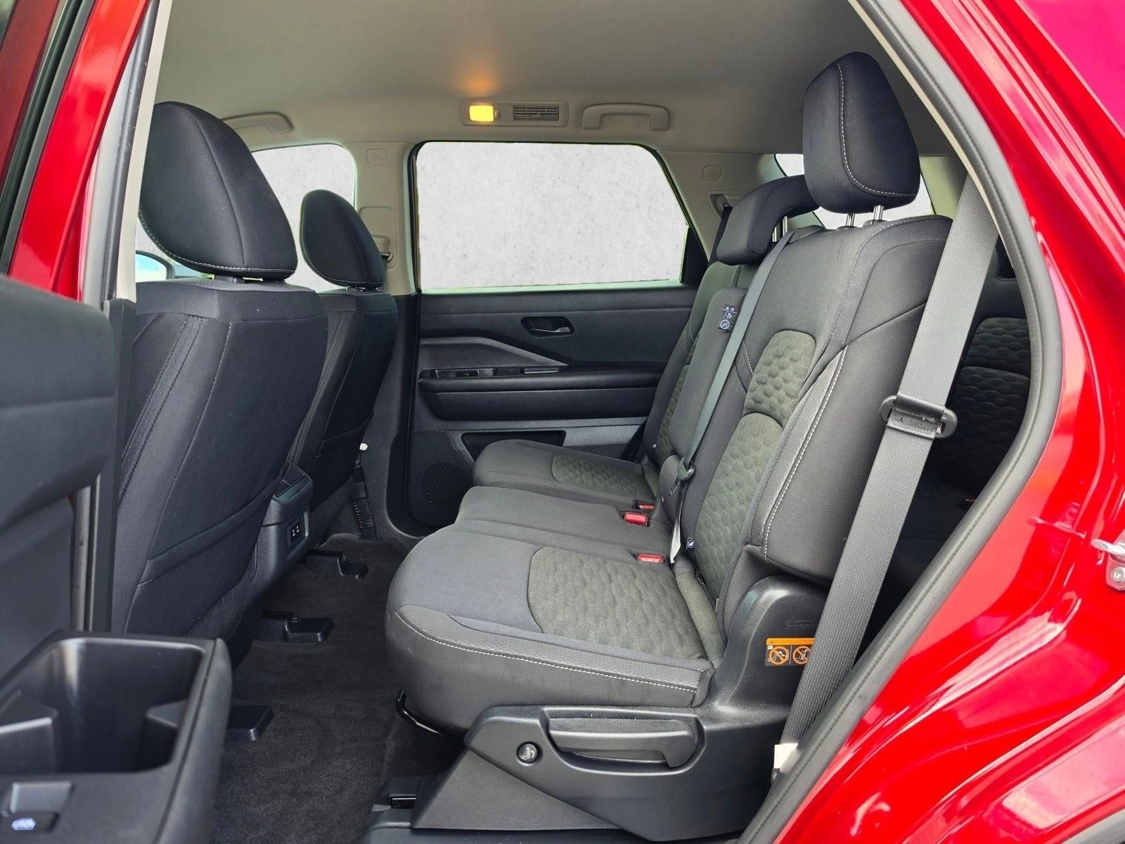 2026 Nissan Pathfinder SV 2WD