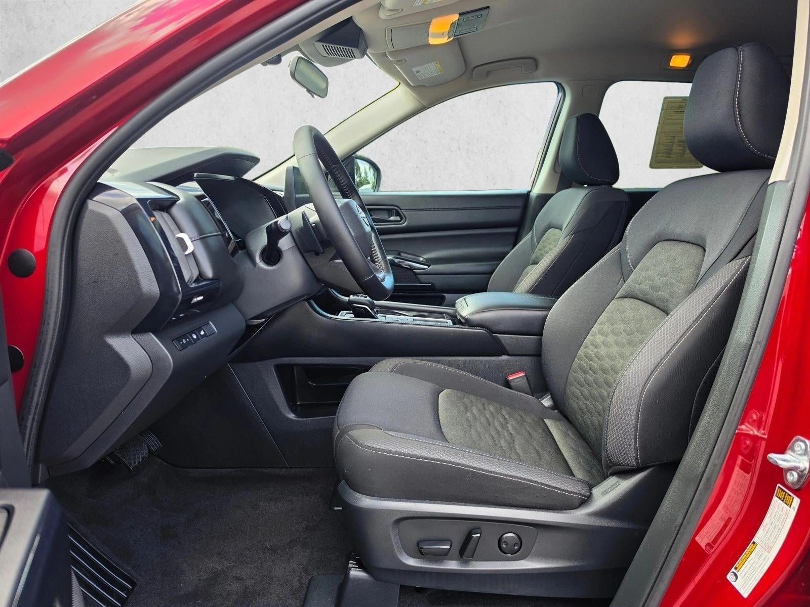 2026 Nissan Pathfinder SV 2WD