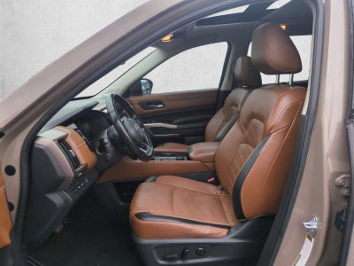 2023 Nissan Pathfinder Platinum 4WD