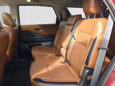 2022 Nissan Pathfinder Platinum 4WD