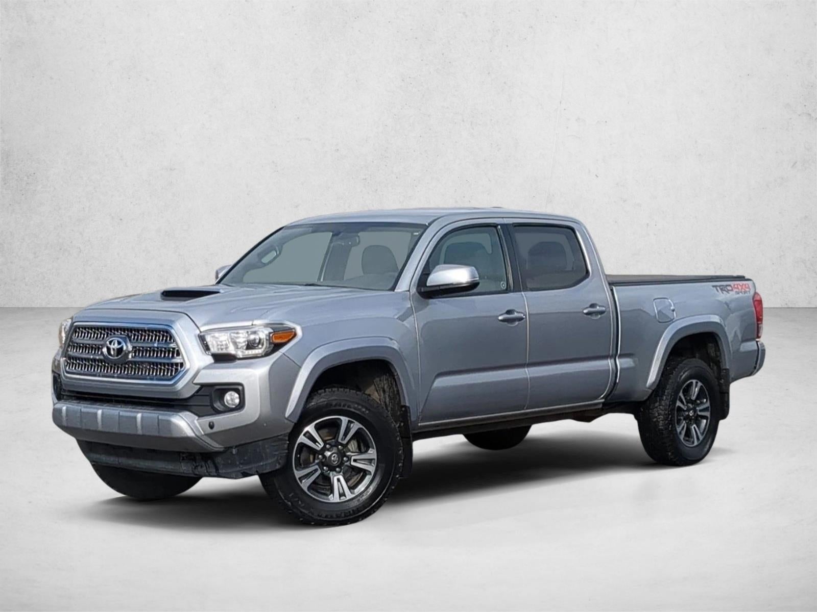 2017 Toyota Tacoma SR5 Double Cab 6' Bed V6 4x4 AT (Natl)