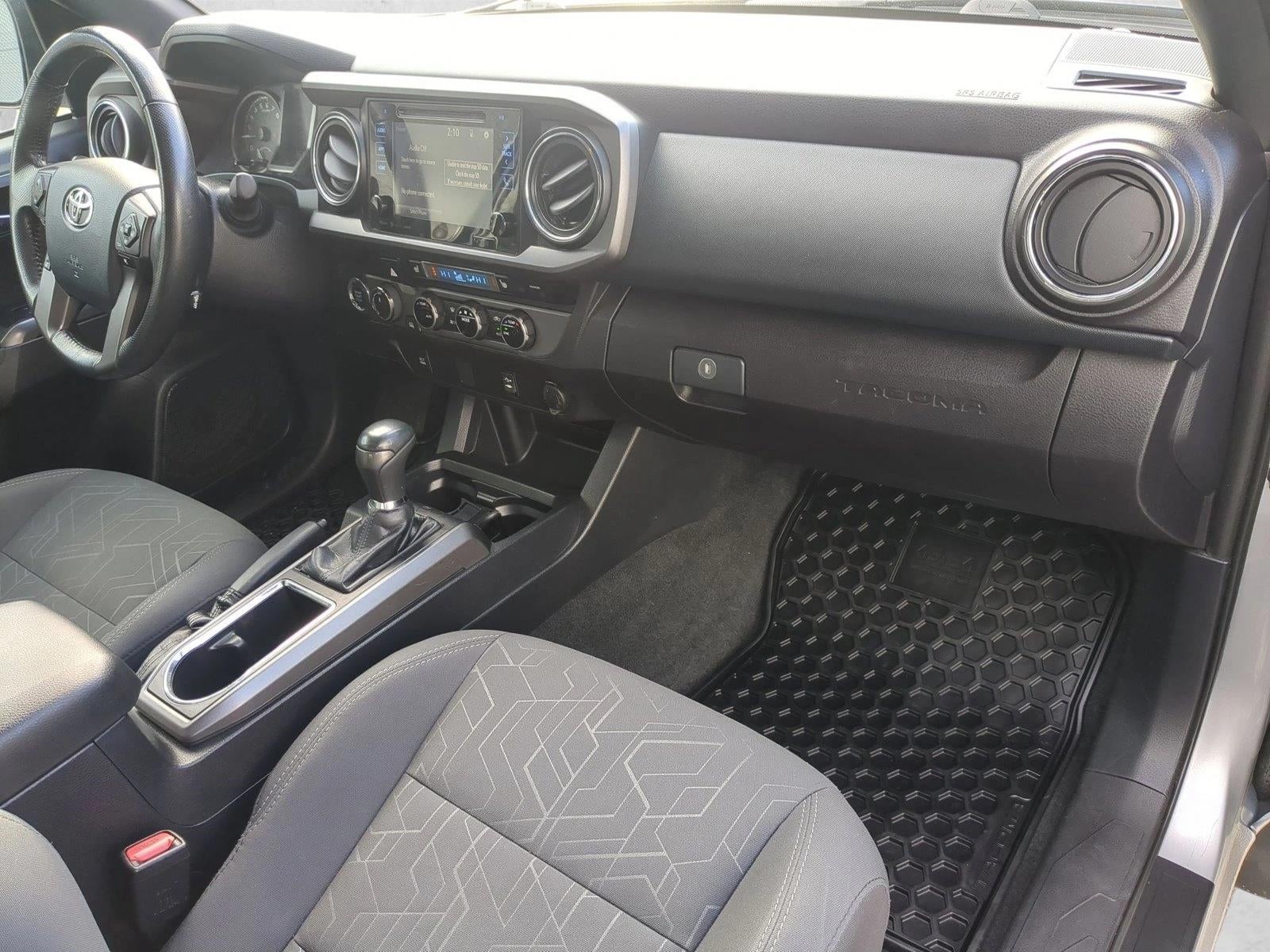 2017 Toyota Tacoma SR5 Double Cab 6' Bed V6 4x4 AT (Natl)