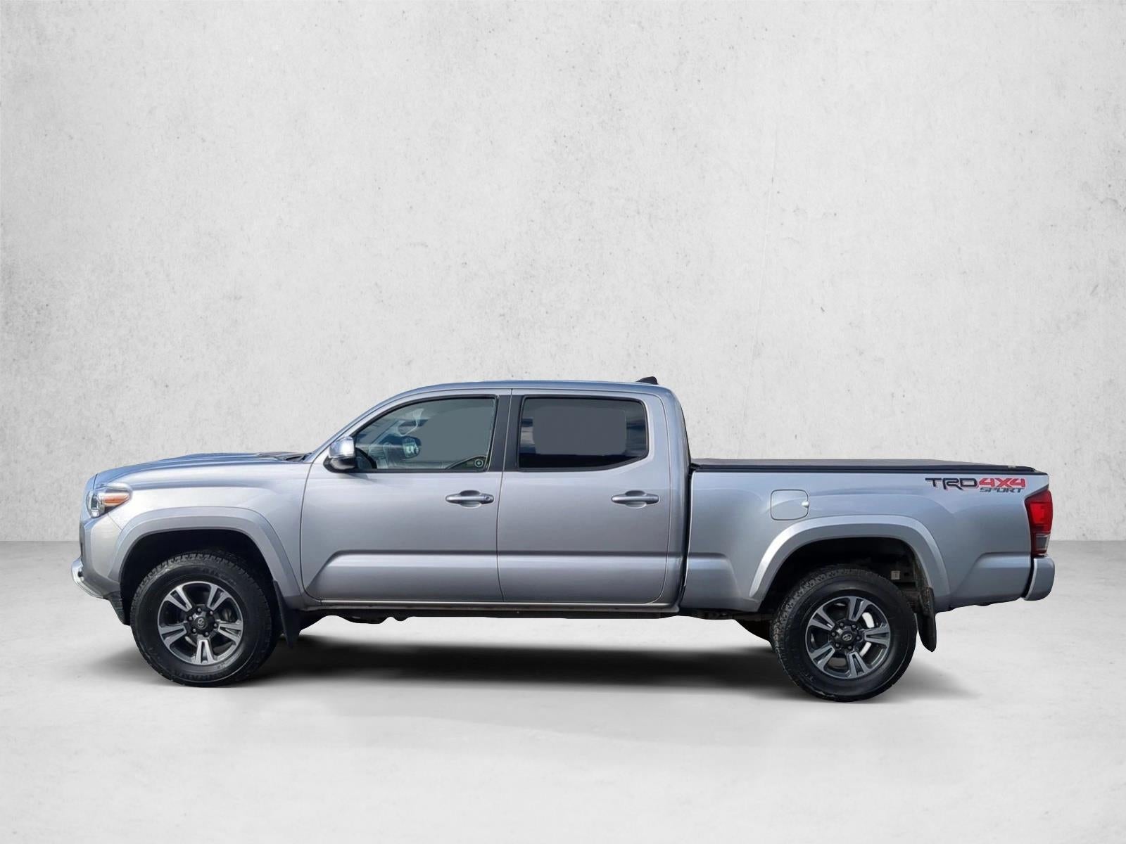 2017 Toyota Tacoma SR5 Double Cab 6' Bed V6 4x4 AT (Natl)