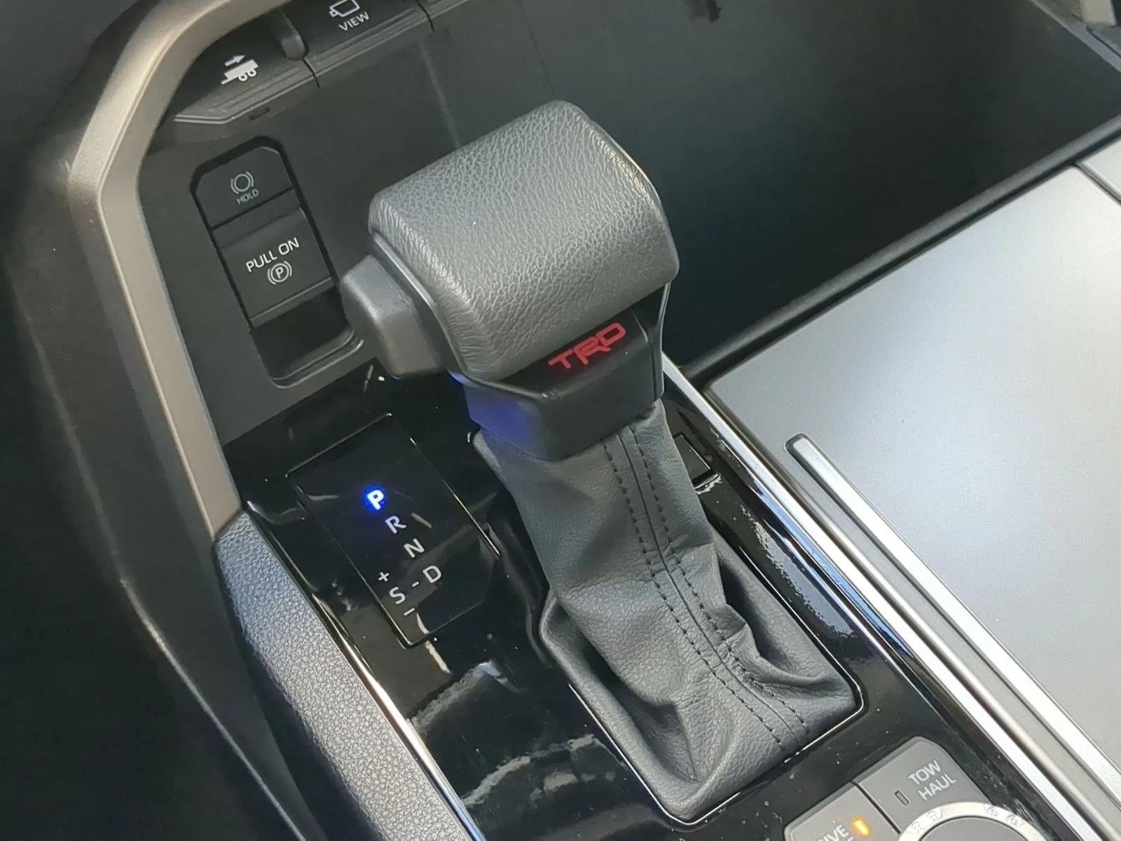 2024 Toyota Sequoia SR5 4WD (Natl)