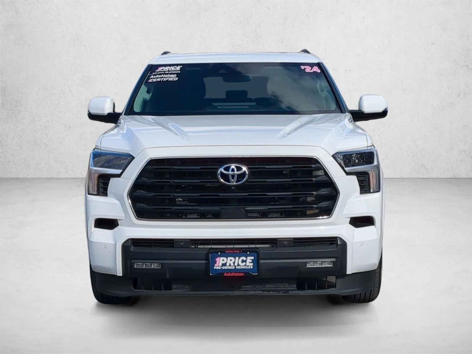 2024 Toyota Sequoia SR5 4WD (Natl)