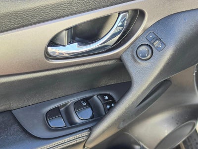 2016 Nissan Rogue AWD 4dr SV