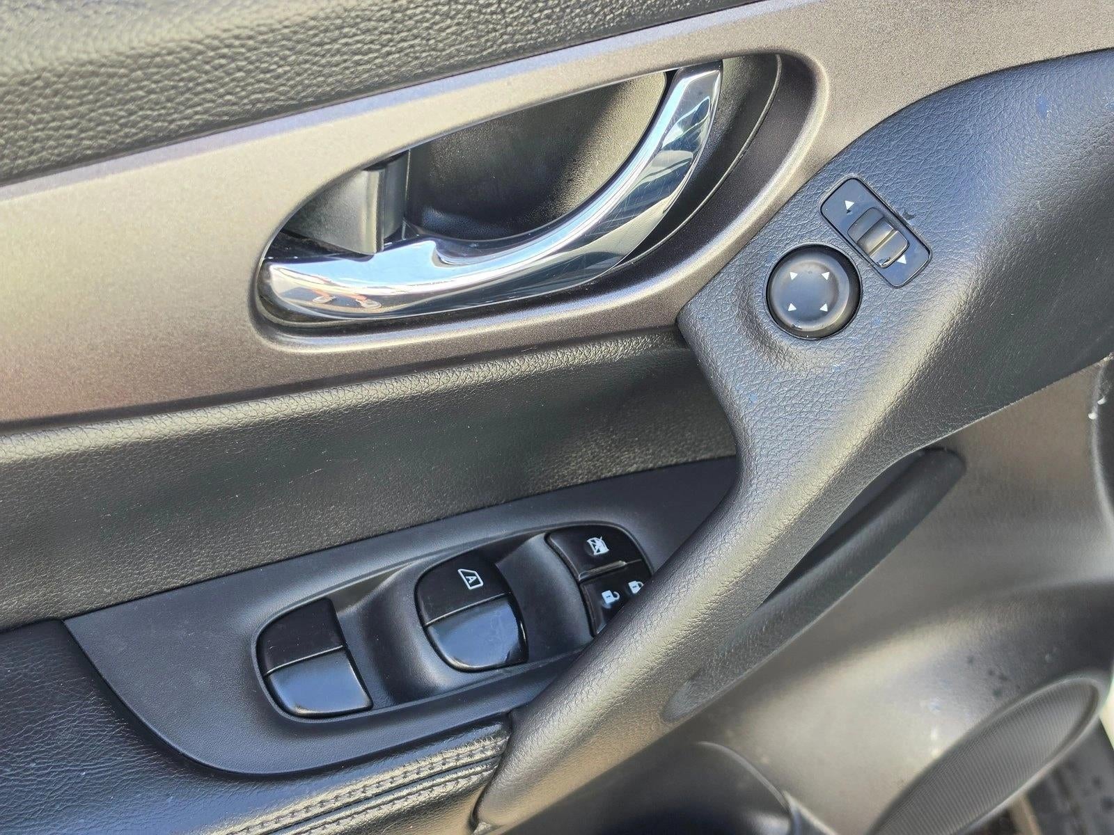 2016 Nissan Rogue AWD 4dr SV