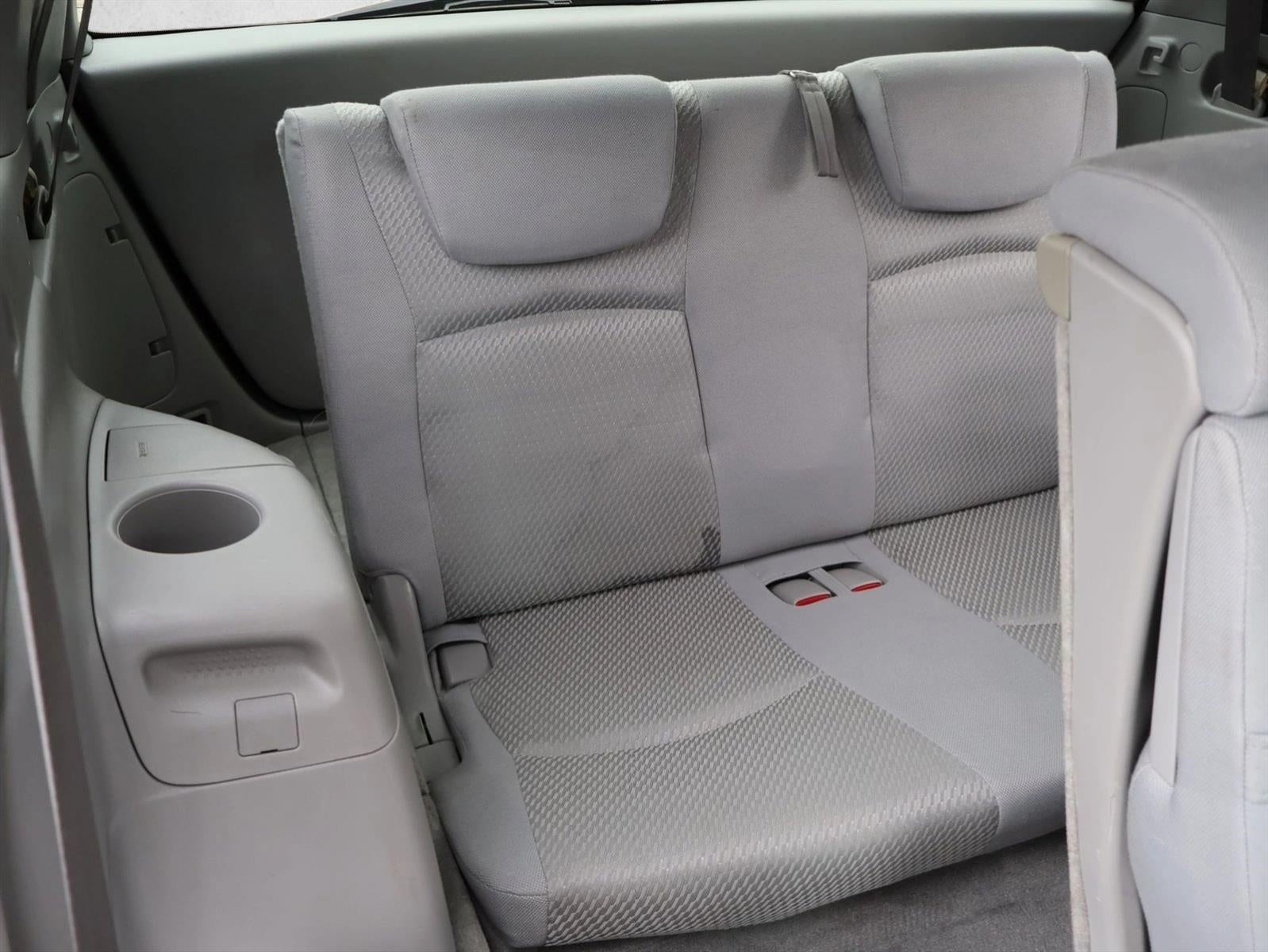 2004 Toyota Highlander Base