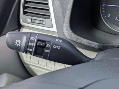 2016 Hyundai TUCSON FWD 4dr SE