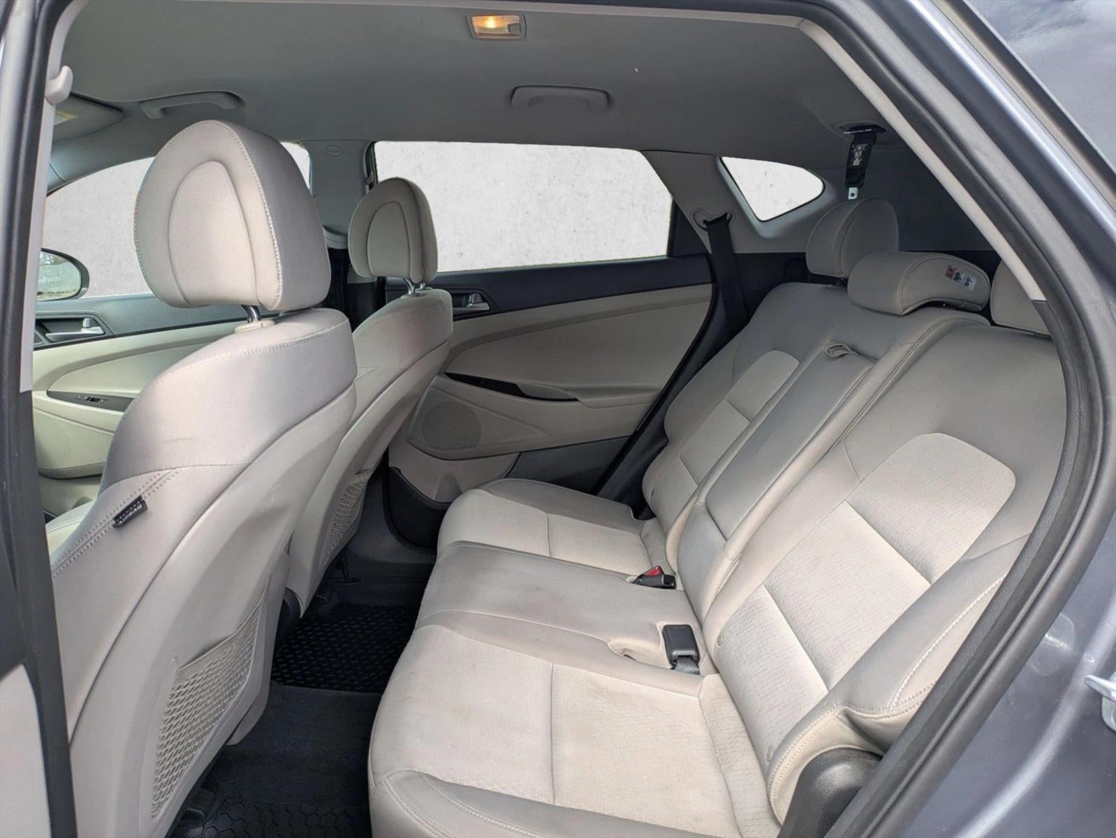2016 Hyundai TUCSON FWD 4dr SE