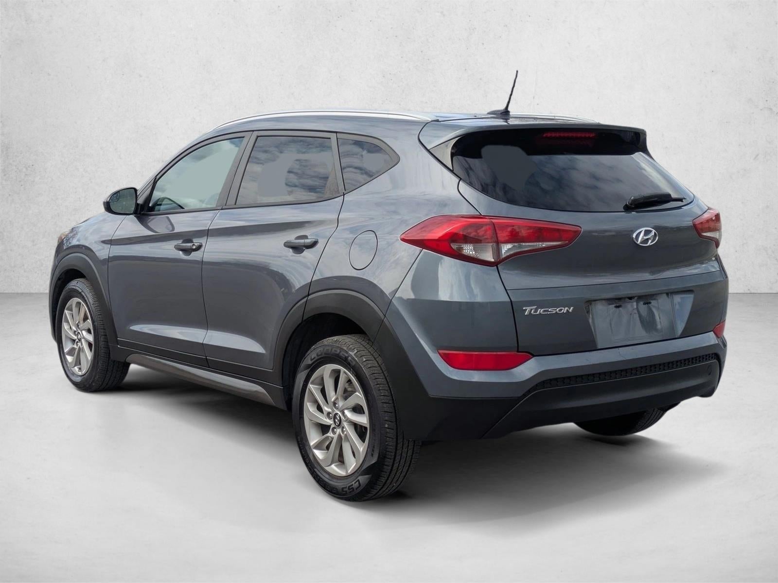 2016 Hyundai TUCSON FWD 4dr SE