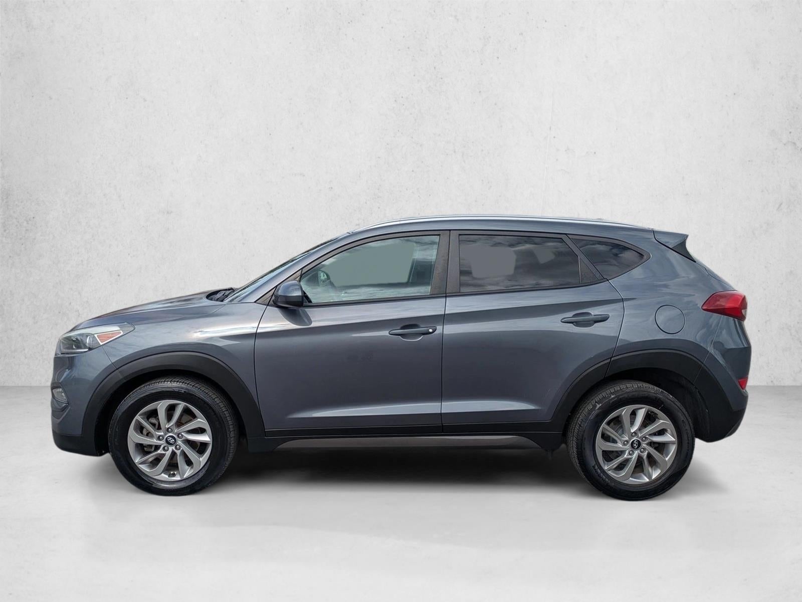 2016 Hyundai TUCSON FWD 4dr SE