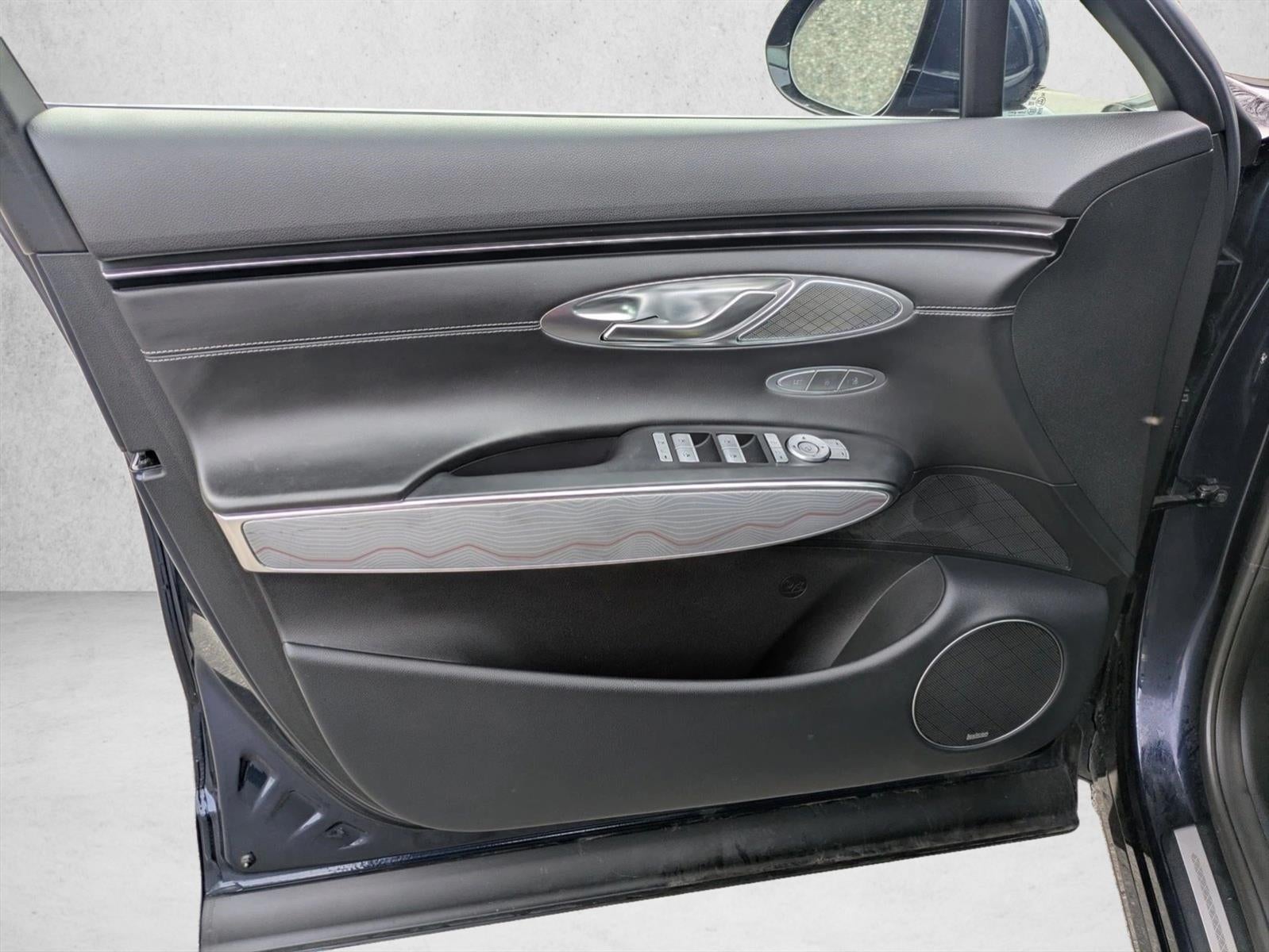 2022 Genesis GV70 2.5T AWD