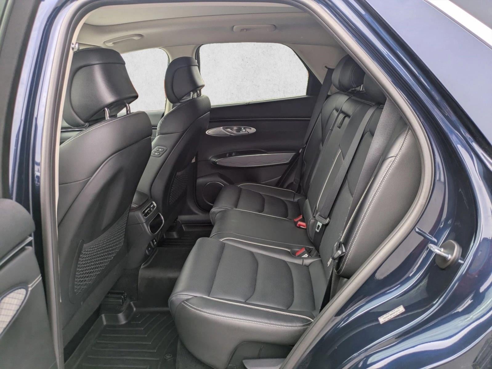 2022 Genesis GV70 2.5T AWD