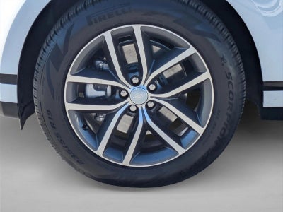 2025 Land Rover Range Rover Evoque Dynamic SE AWD