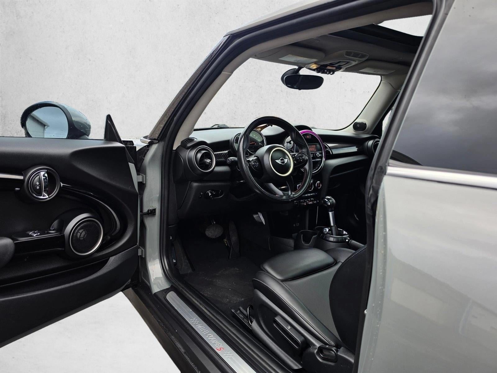 2015 MINI Cooper S Hardtop S