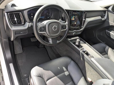 2024 Volvo XC60 B5 AWD Core Dark Theme