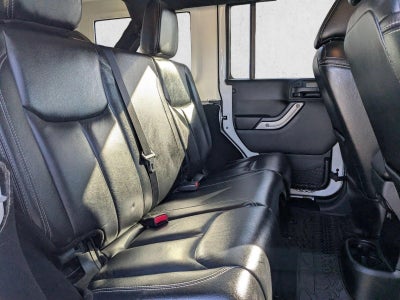 2014 Jeep Wrangler Unlimited 4WD 4dr Sahara