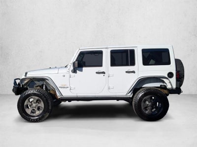 2014 Jeep Wrangler Unlimited 4WD 4dr Sahara