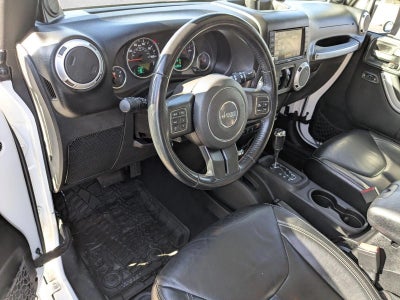 2014 Jeep Wrangler Unlimited 4WD 4dr Sahara