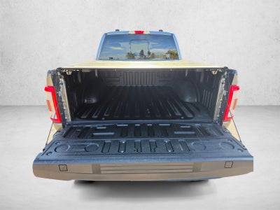 2022 Ford F-150 LARIAT 4WD SuperCrew 5.5' Box