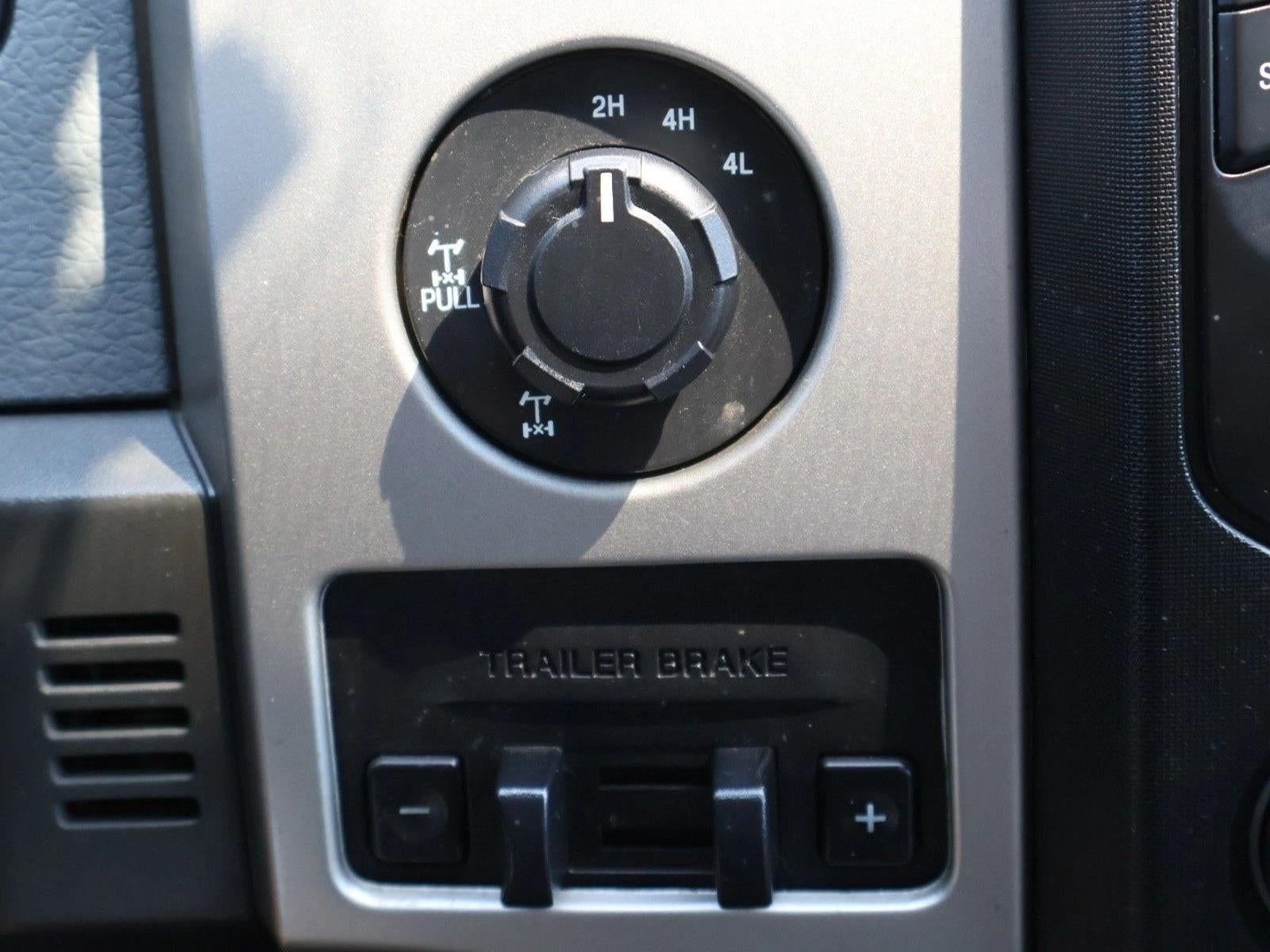 2013 Ford F-150 4WD SuperCrew 5-1/2 Ft Box XLT