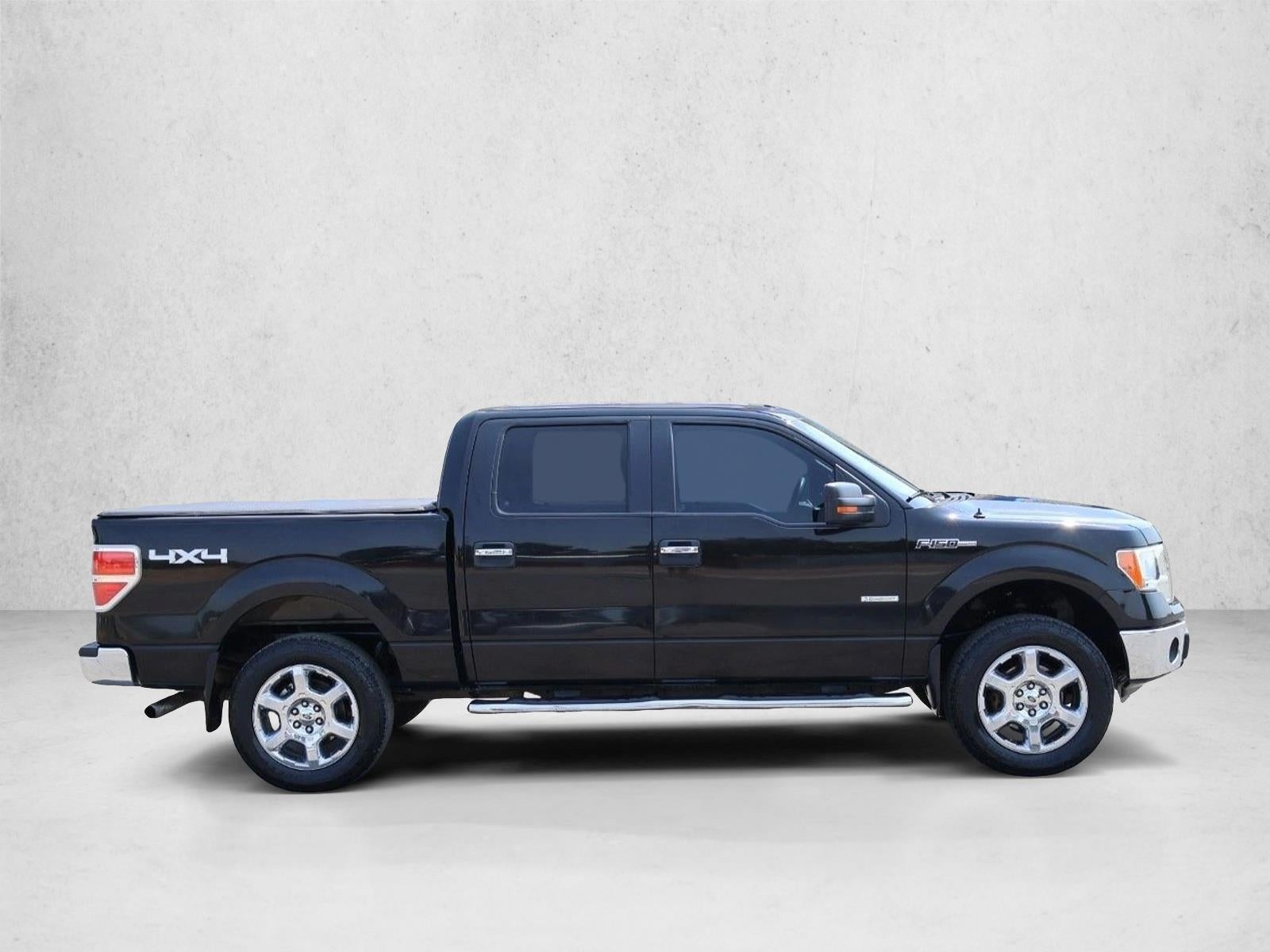 2013 Ford F-150 4WD SuperCrew 5-1/2 Ft Box XLT