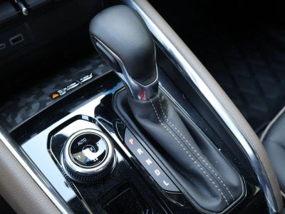 2024 GMC Canyon Crew Cab Short Box 4-Wheel Drive Denali