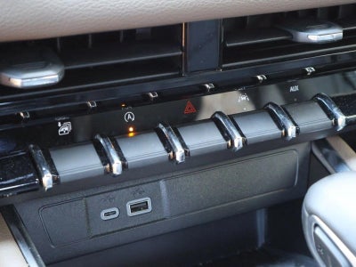 2024 GMC Canyon Crew Cab Short Box 4-Wheel Drive Denali