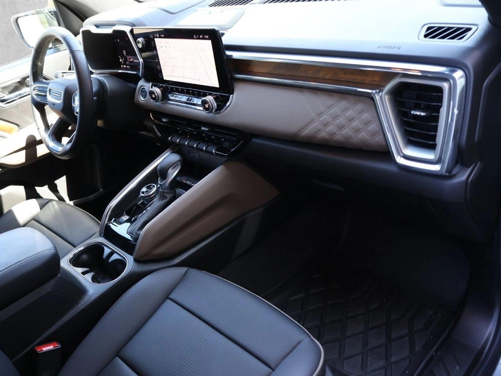 2024 GMC Canyon Crew Cab Short Box 4-Wheel Drive Denali