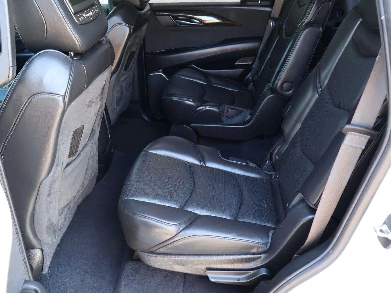 2017 Cadillac Escalade 4WD Platinum