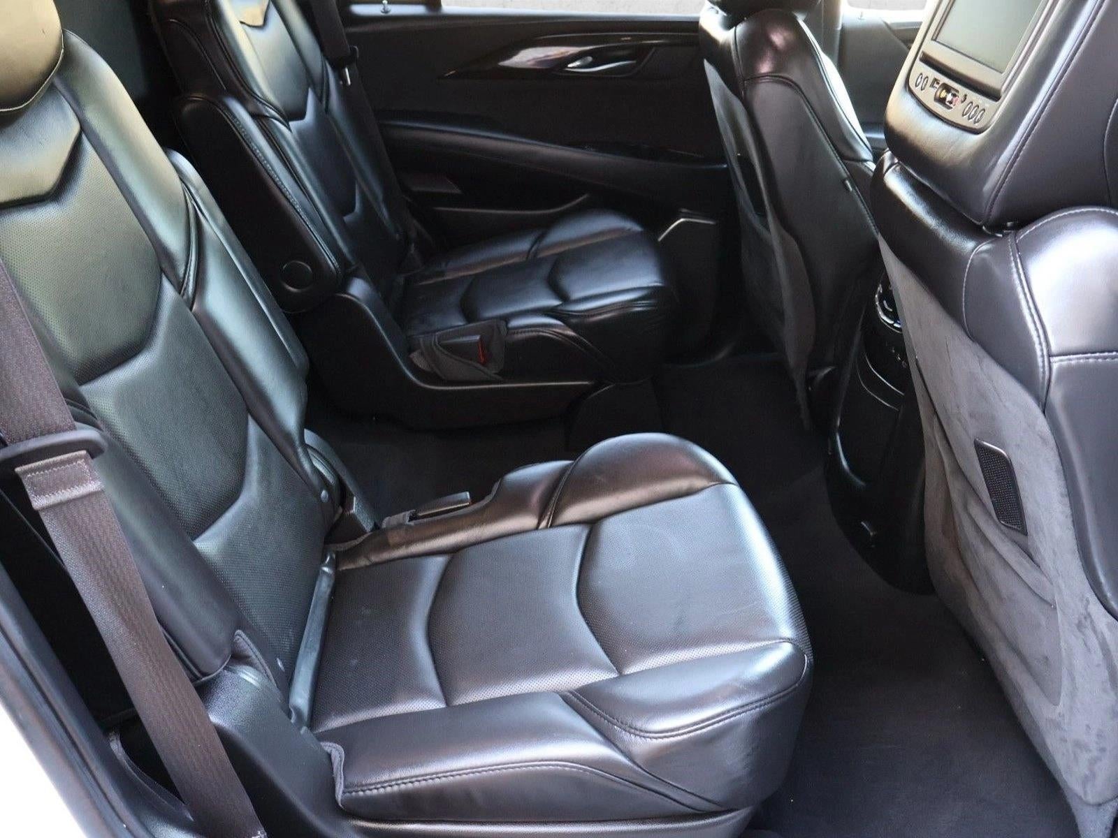 2017 Cadillac Escalade 4WD Platinum