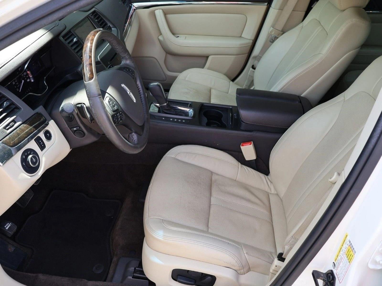 2013 Lincoln MKS 4dr Sdn 3.7L FWD
