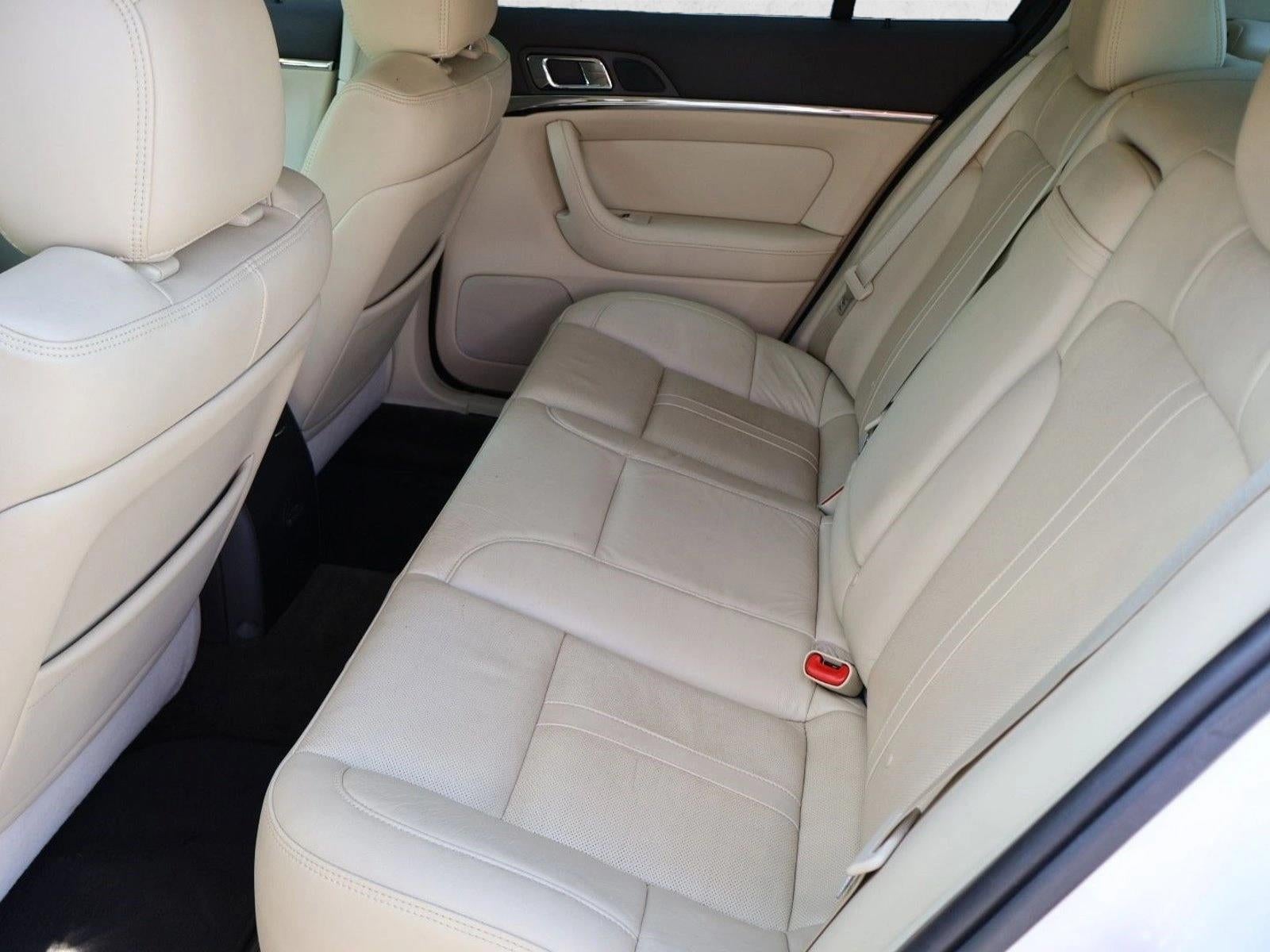 2013 Lincoln MKS 4dr Sdn 3.7L FWD