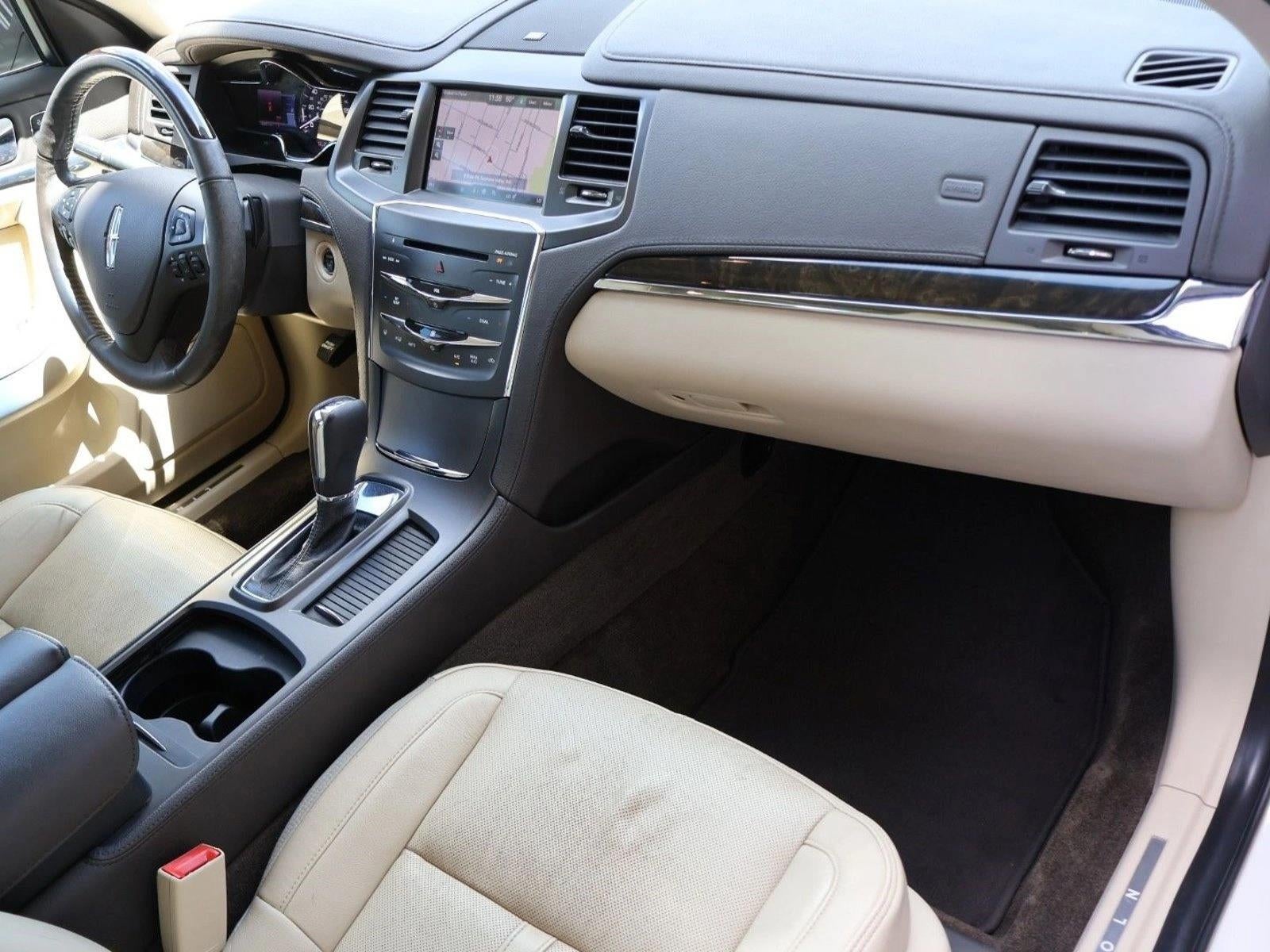 2013 Lincoln MKS 4dr Sdn 3.7L FWD