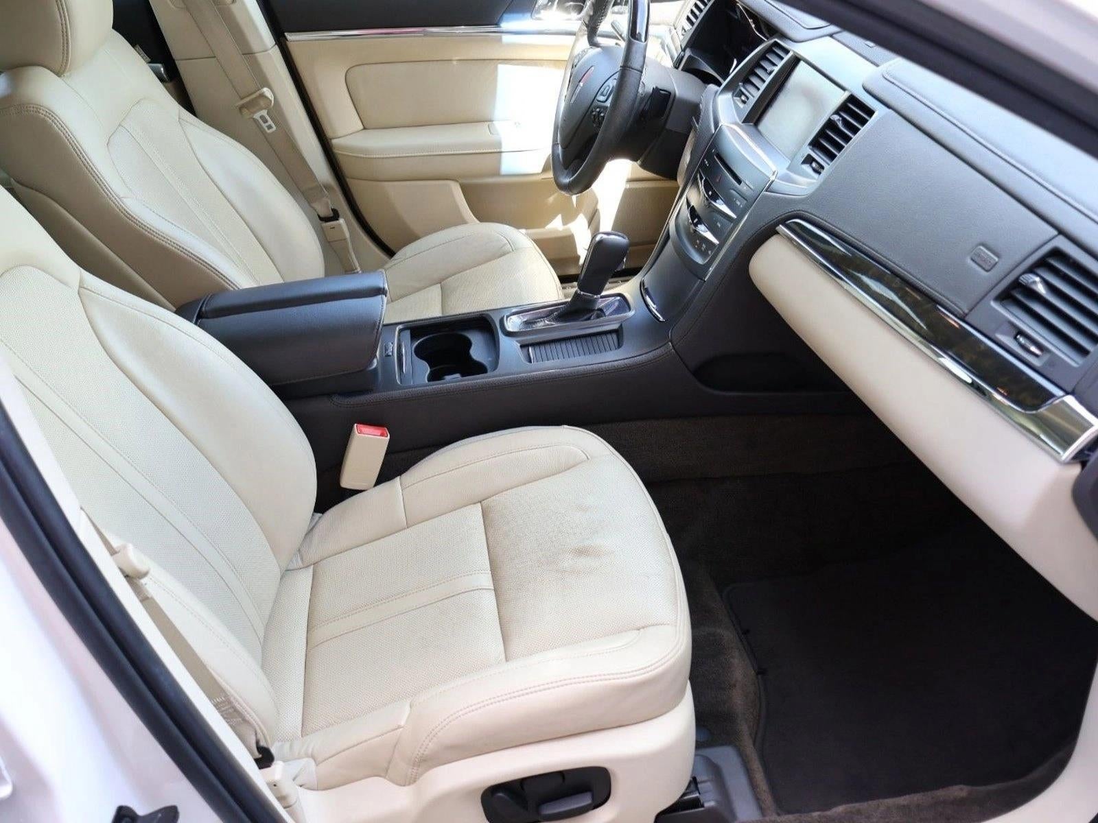 2013 Lincoln MKS 4dr Sdn 3.7L FWD