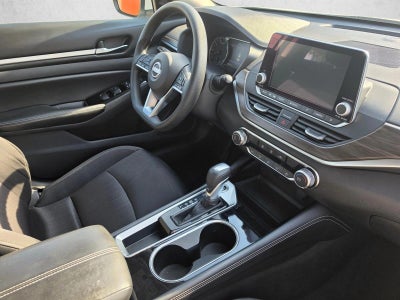 2023 Nissan Altima 2.5 SV Sedan