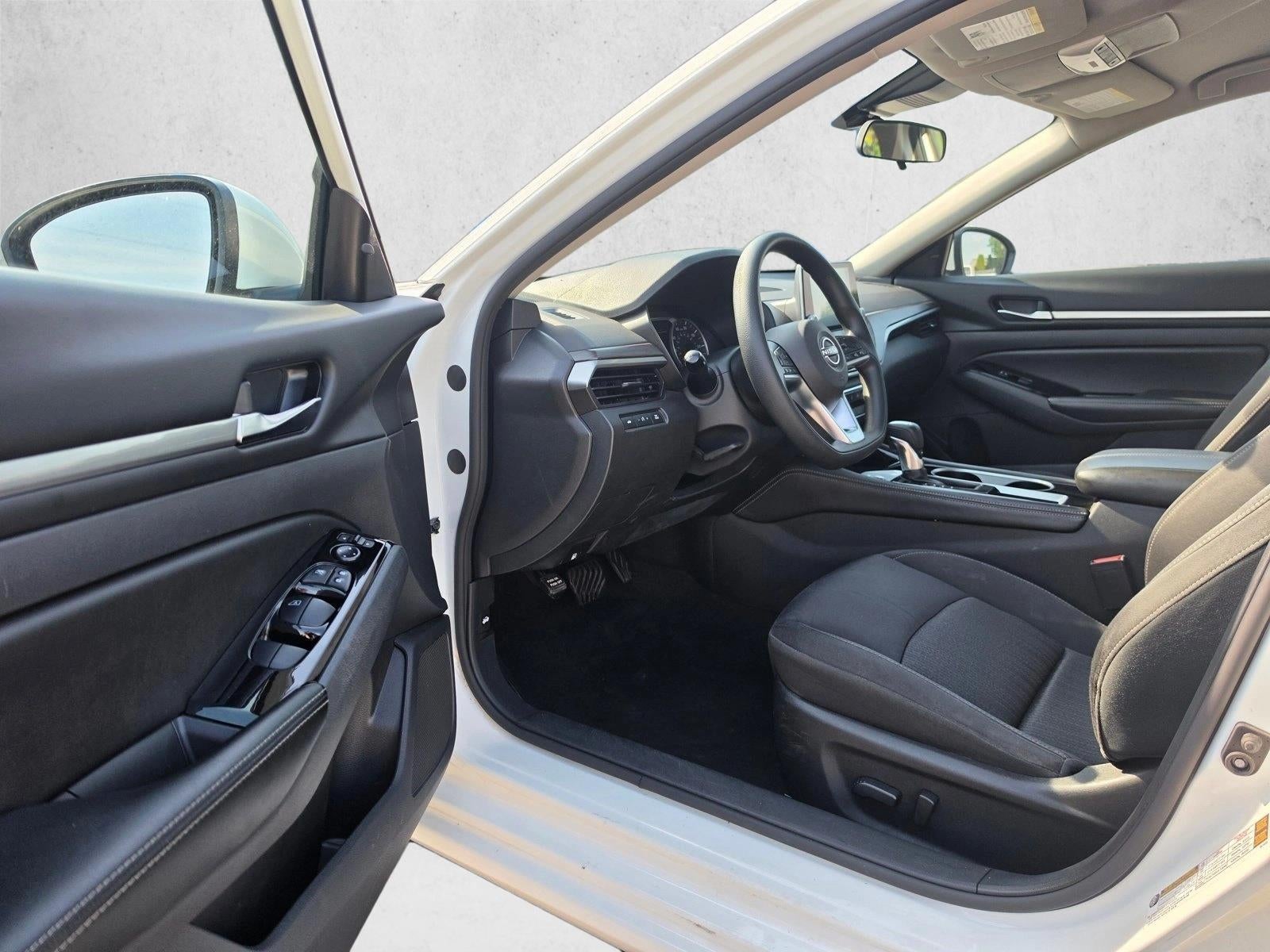 2023 Nissan Altima 2.5 SV Sedan