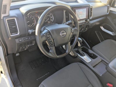 2022 Nissan Frontier Crew Cab 4x4 SV Auto