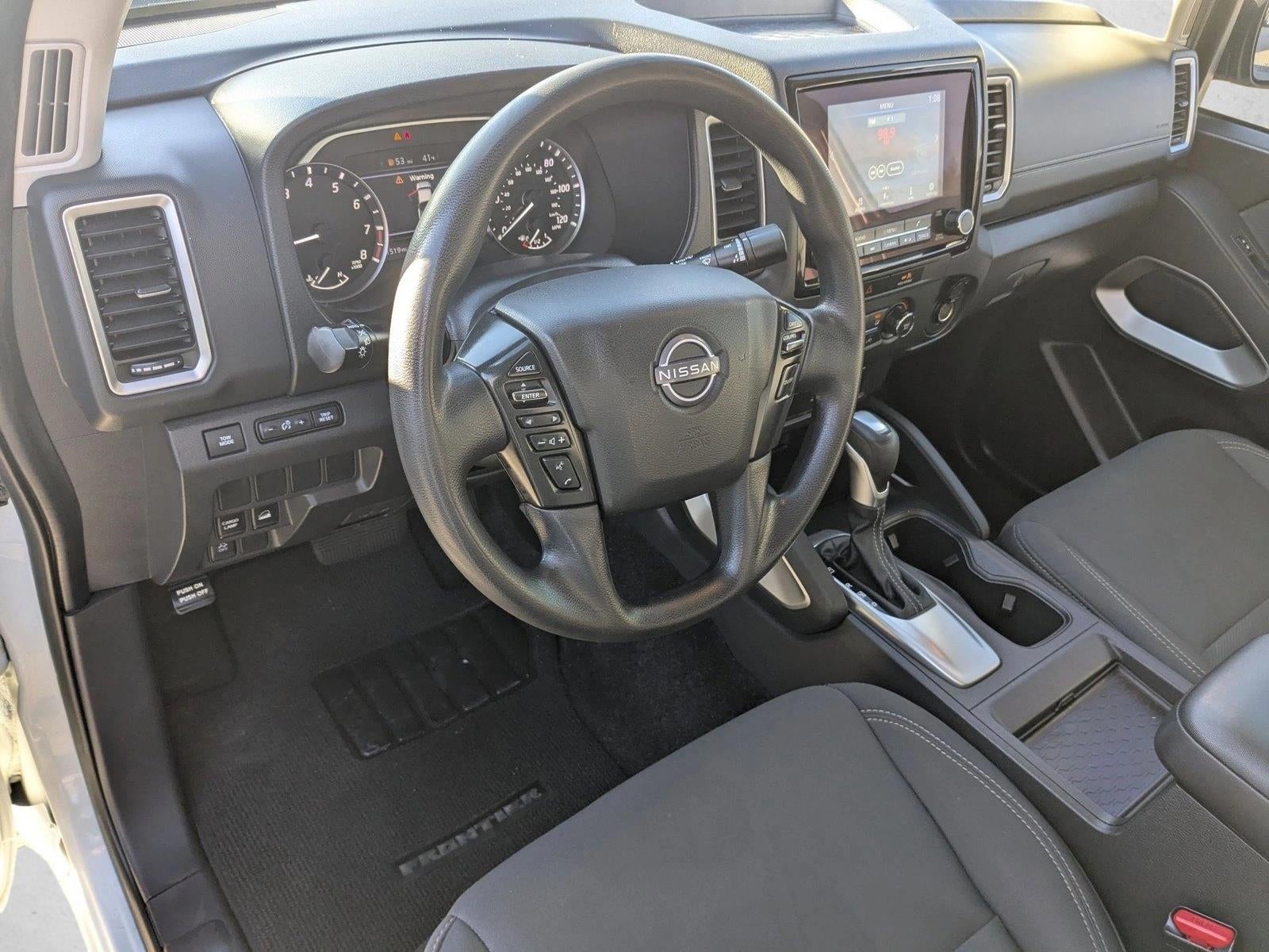 2022 Nissan Frontier Crew Cab 4x4 SV Auto