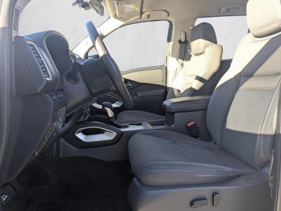 2022 Nissan Frontier Crew Cab 4x4 SV Auto