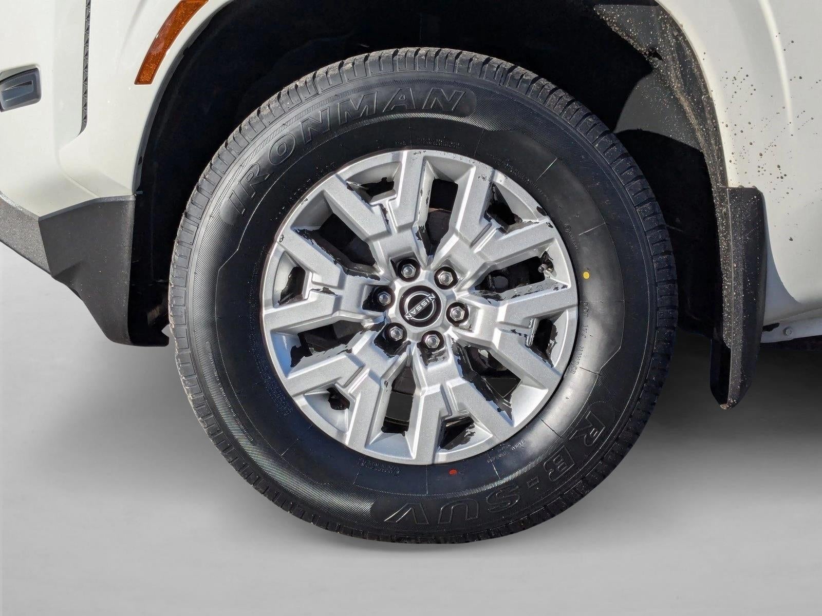 2022 Nissan Frontier Crew Cab 4x4 SV Auto