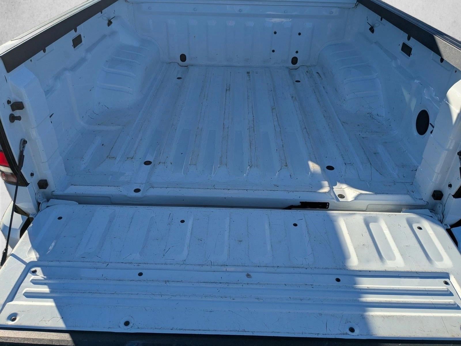 2022 Nissan Frontier Crew Cab 4x4 SV Auto