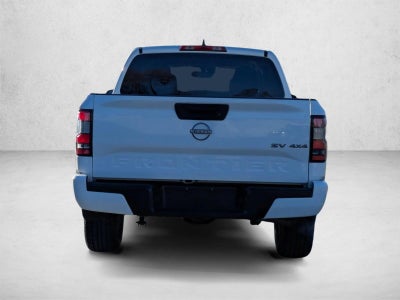 2022 Nissan Frontier Crew Cab 4x4 SV Auto