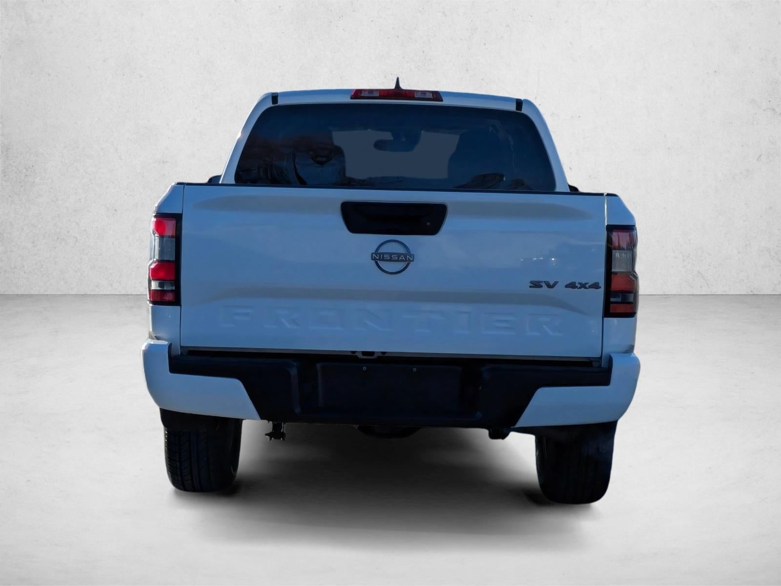 2022 Nissan Frontier Crew Cab 4x4 SV Auto