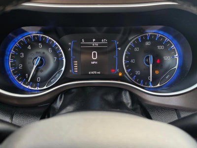 2022 Chrysler Voyager LX FWD