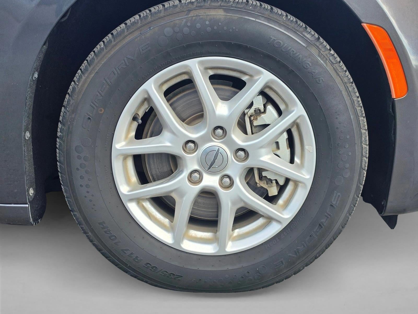 2022 Chrysler Voyager LX FWD